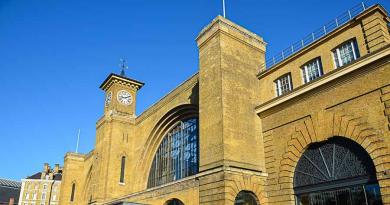 Tren bulun Cambridge - Londra Londra'dan Cambridge'e nasıl seyahat edilir